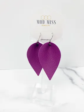 Leather Petal Earring Magenta