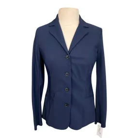 Oscar & Gabrielle 'Jade' Light Airbag Show Jacket in Navy - Women's Medium